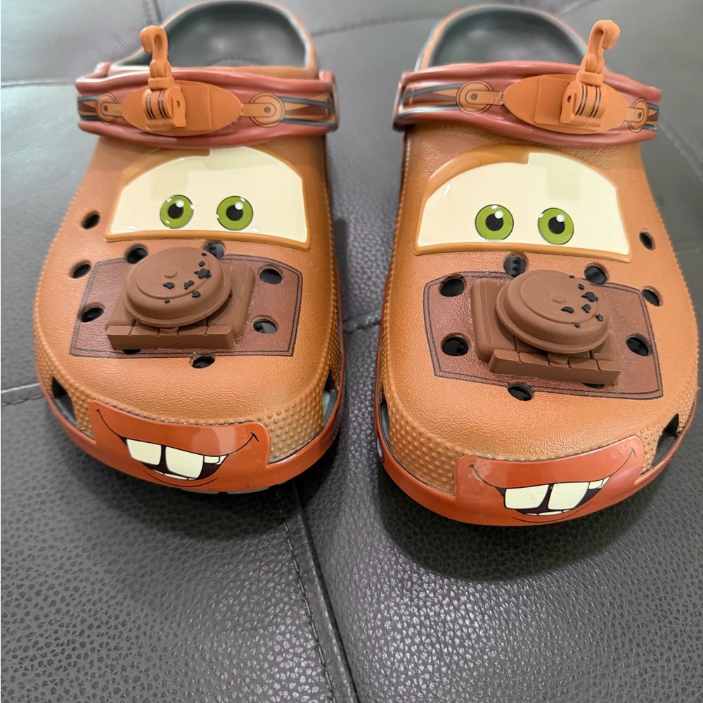CROCS Mater Cartoon Character Slippers - size w/10, m/8